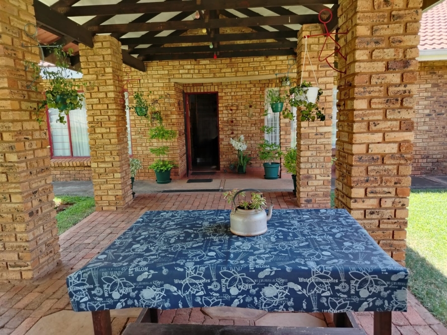 Commercial Property for Sale in Modderfontein AH North West